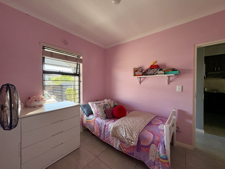 2 Bedroom Property for Sale in Parklands Western Cape